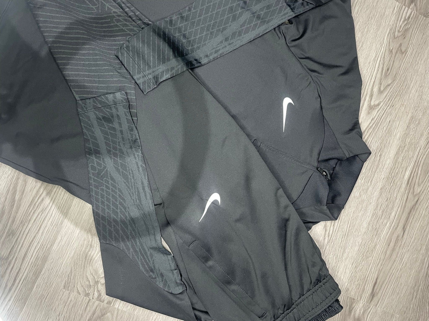 Nike Dri-Fit Strike Set