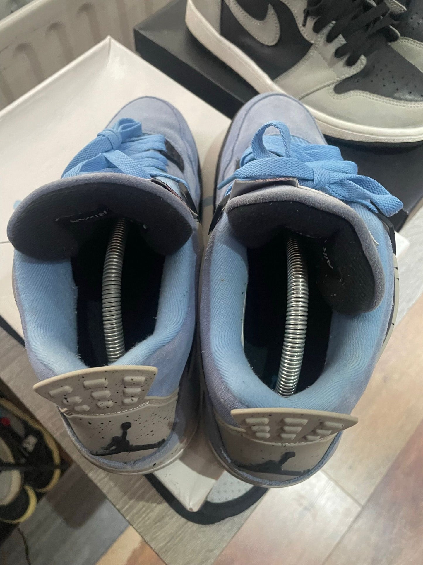 Jordan 4 UNC - USED