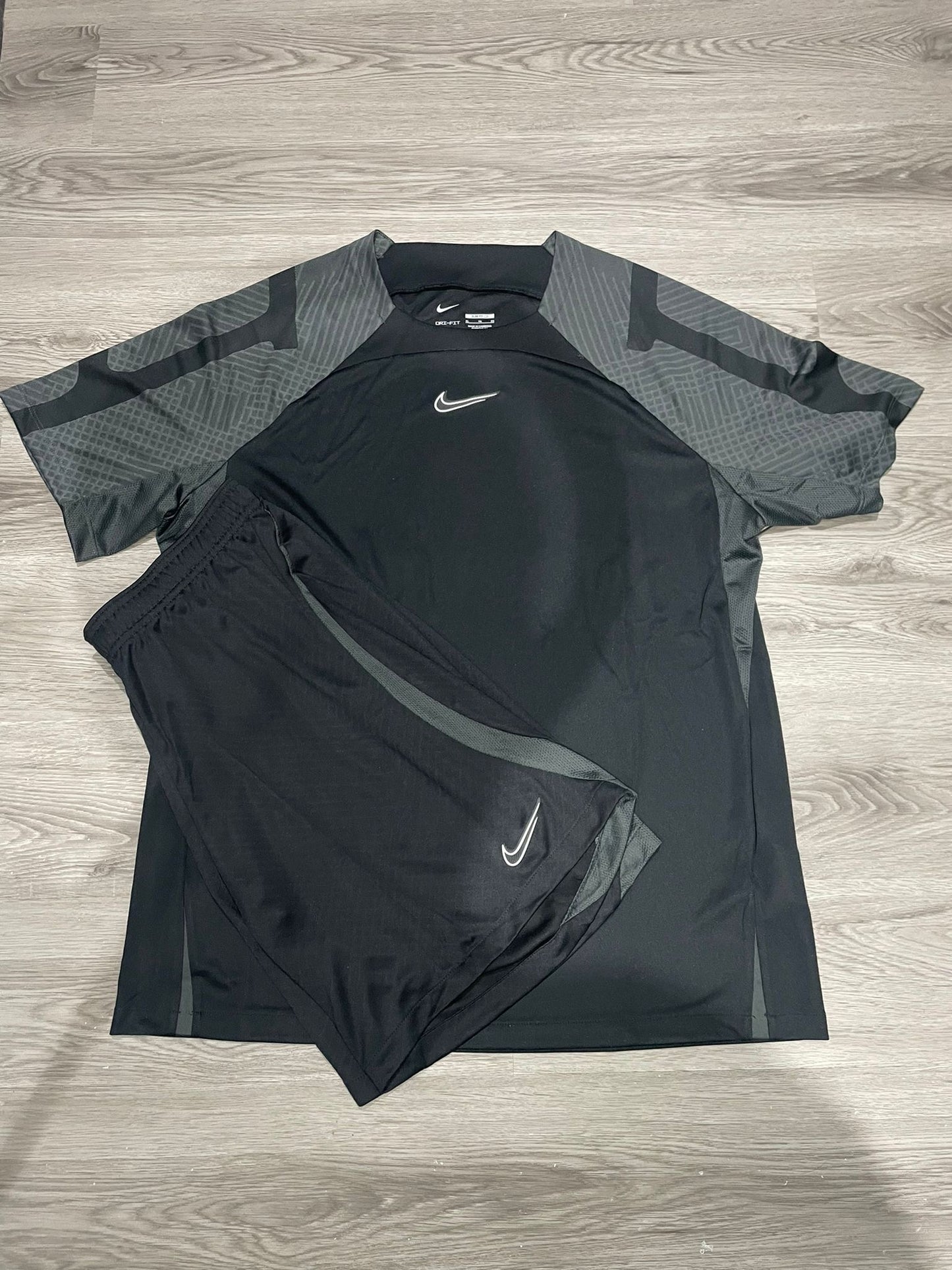 Nike Dri-Fit set - Anthracite