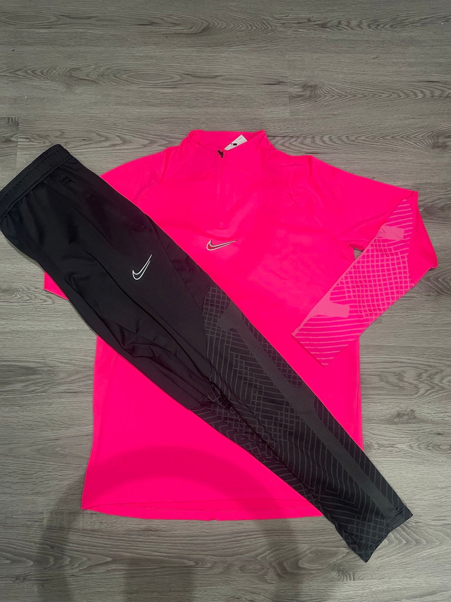 Nike Dri-Fit set - Pink Black