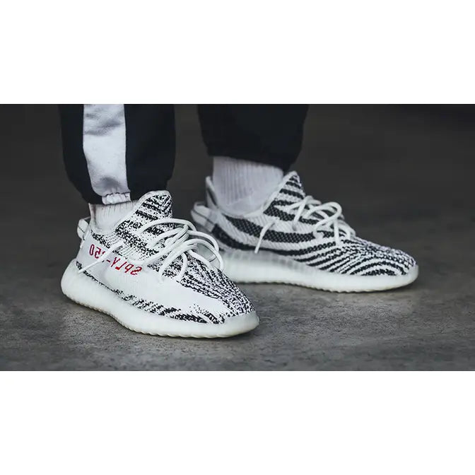 Yeezy Boost 350 V2 Zebra